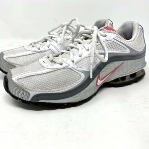 Nike Reax Run 5 Womens Athletic Running Shoes White Silver Hot Pink Size 8.5